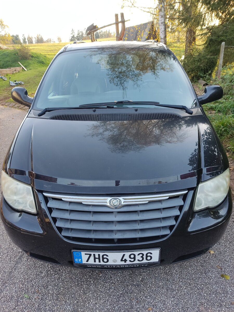 Chrysler Grand Voyager 3.3 kůže, automat