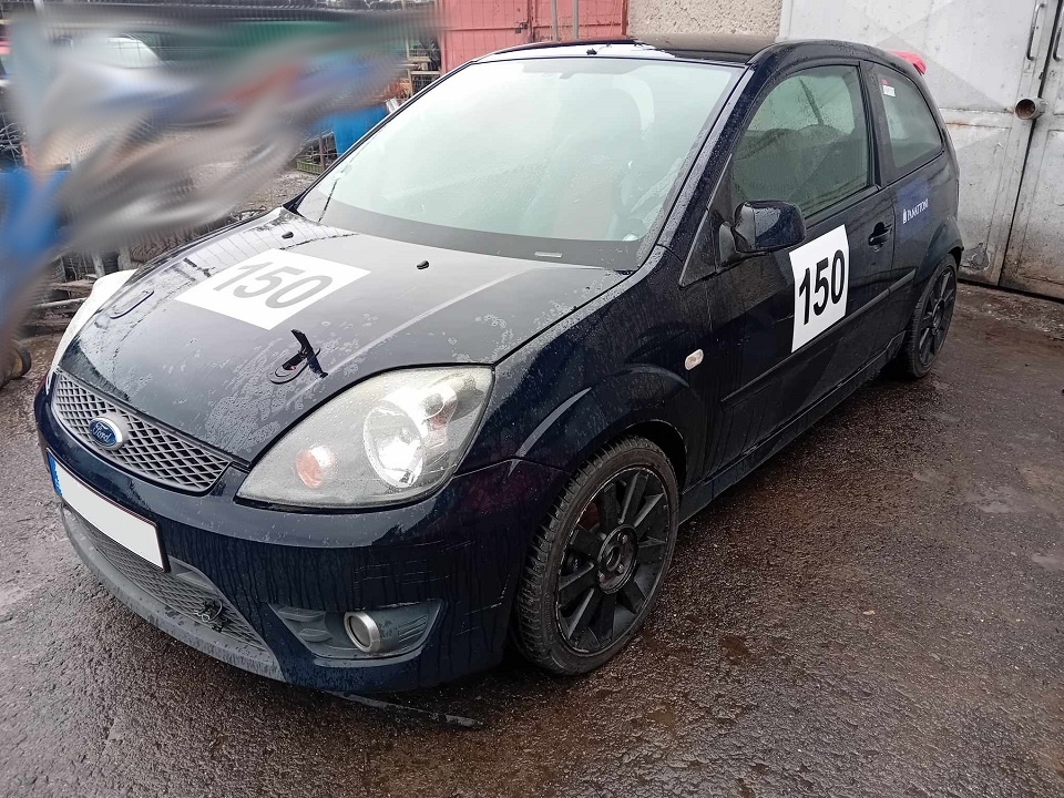 15 Ford Fiesta 3dvéř, ST150 110kW, manuál