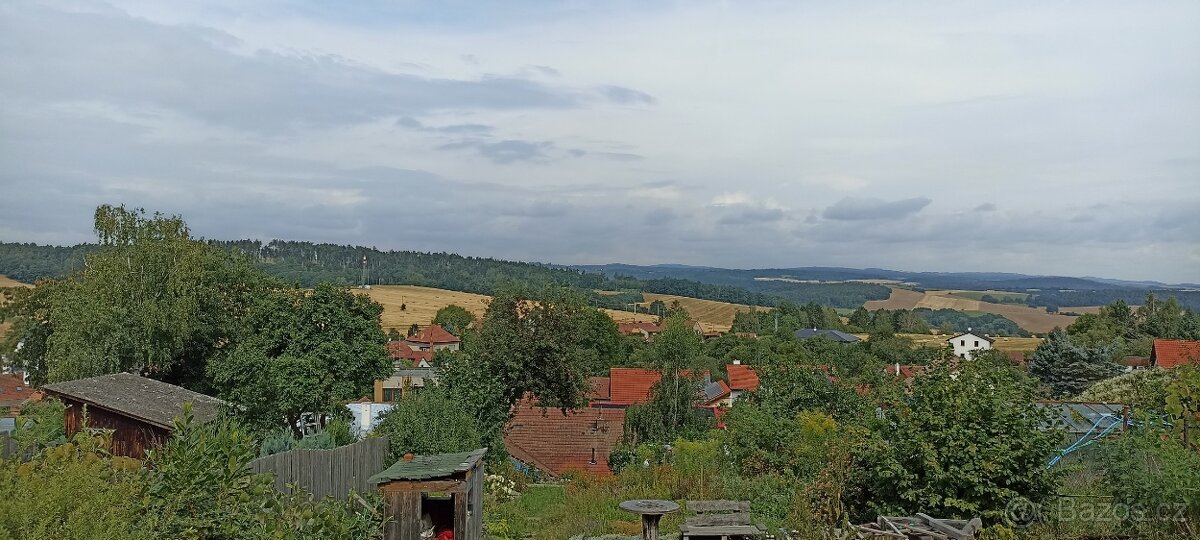 Stavební pozemek v obci Lipůvka, CP 1095 m2