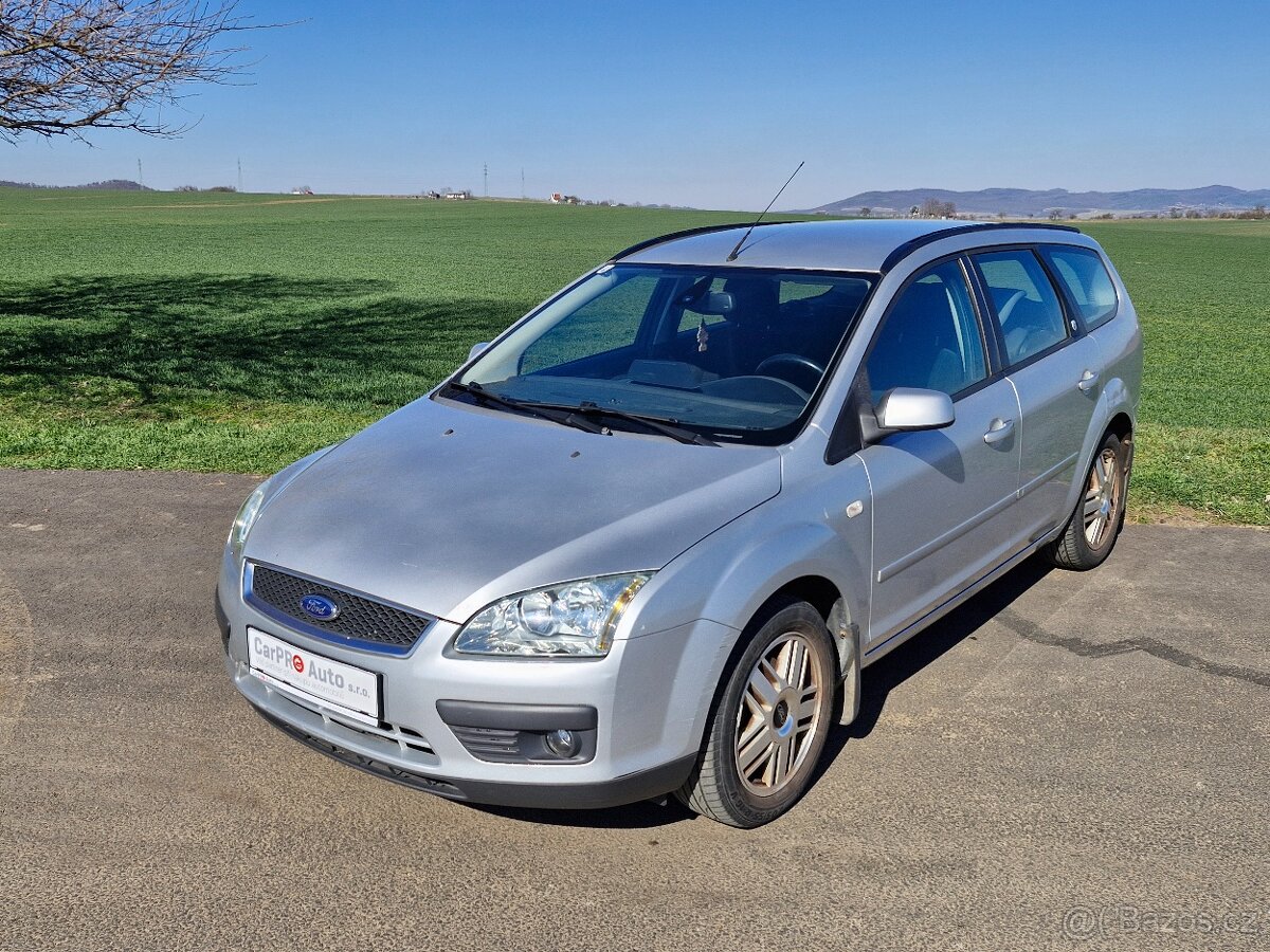 Ford Focus Combi Ghia 1.6 i klima, tempomat, TZ