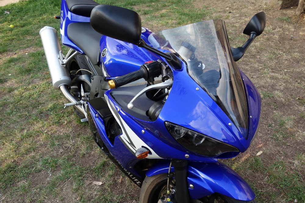 Yamaha R6