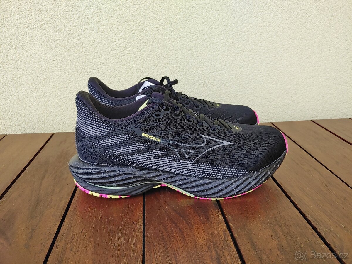 Běžecké boty Mizuno Wave Rider 28 (EU 42,5), Nové