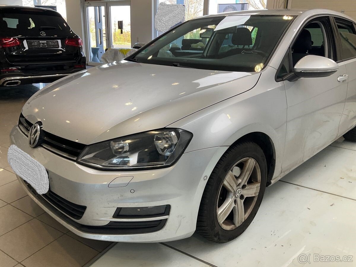 Volkswagen Golf 7 VII 1.2 Tsi 77 KW MF VOLANT, VYHŘ. SEDADEL