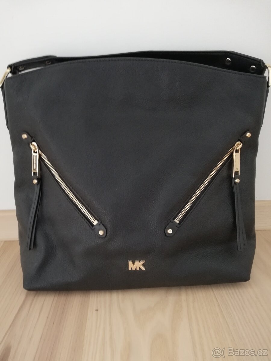 Michael Kors 30T8GZUH7L černá