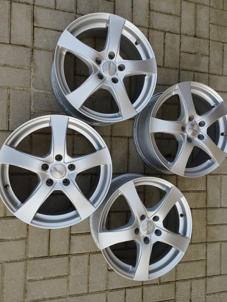 Alu kola Dezent TU silver R17 5x112 7Jx17