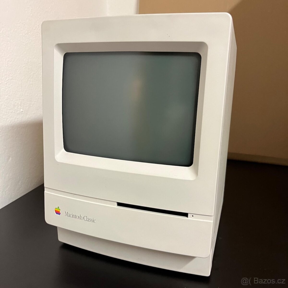 Apple Macintosh Classic - PLNĚ FUNKČNÍ