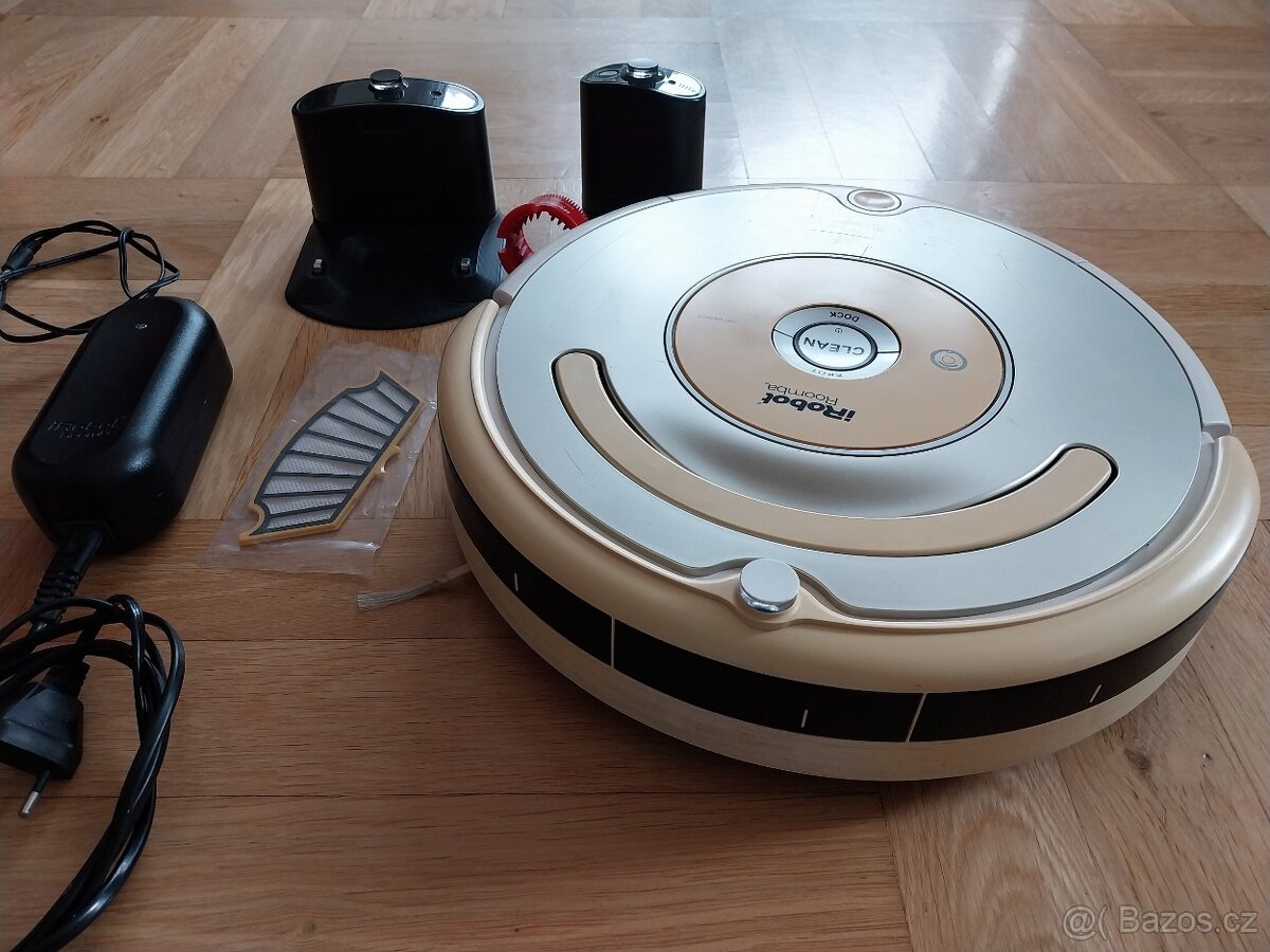 robotický vysavač iRobot Roomba 531