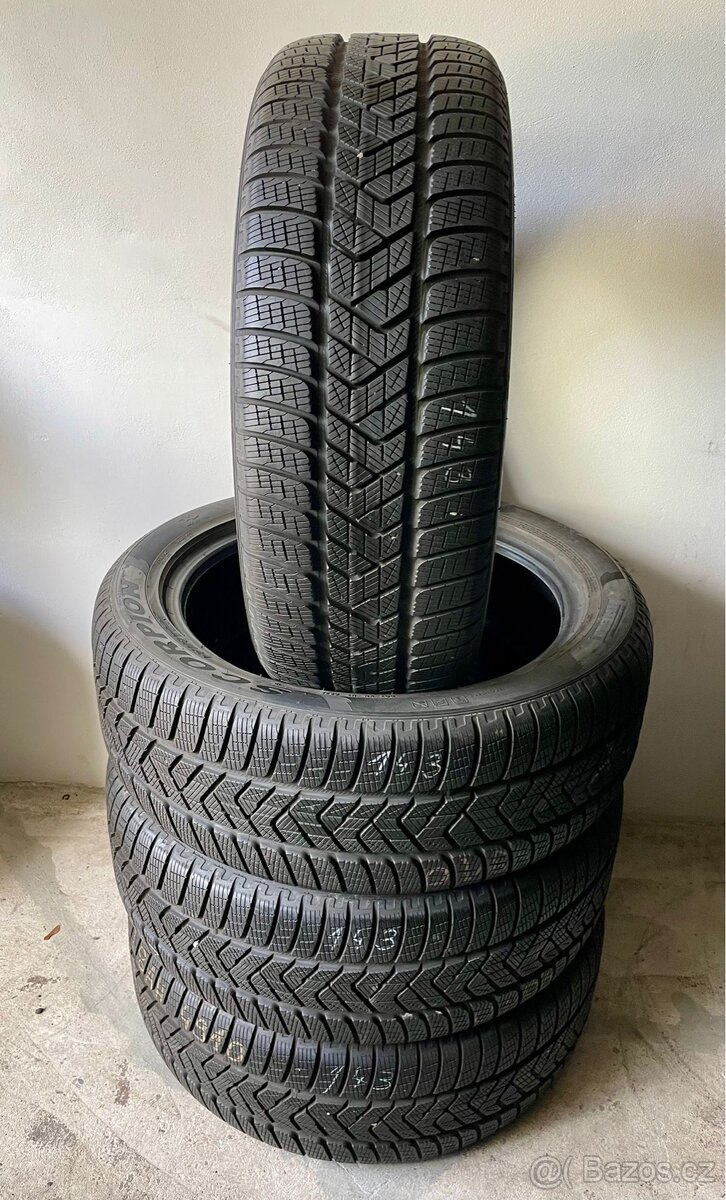 ❄️Zimní pneumatiky 235/50/20, Pirelli, DOT20