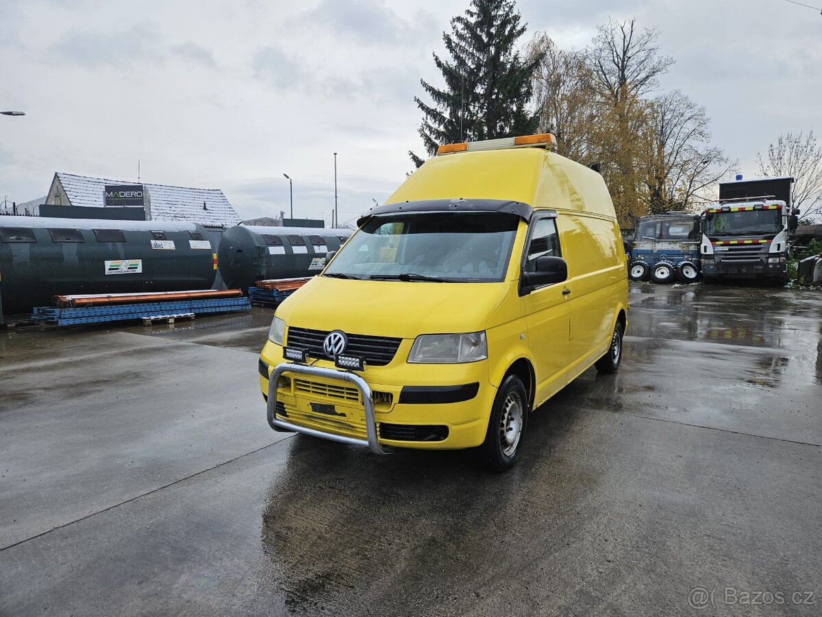 Volkswagen Transporter 2008  2.5TDI 96 kW Manual