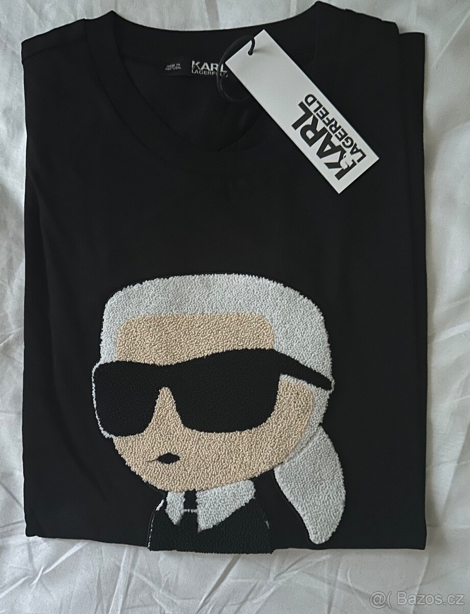 Karl Lagerfeld black t-shirt