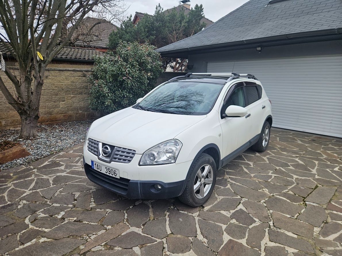 Nissan Qashqai 20109 4X4 2.0i  104 kw