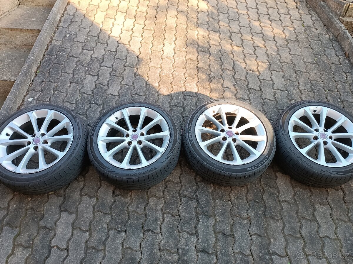 ALU kola 5x110 R18 225/45 ZR18 95W