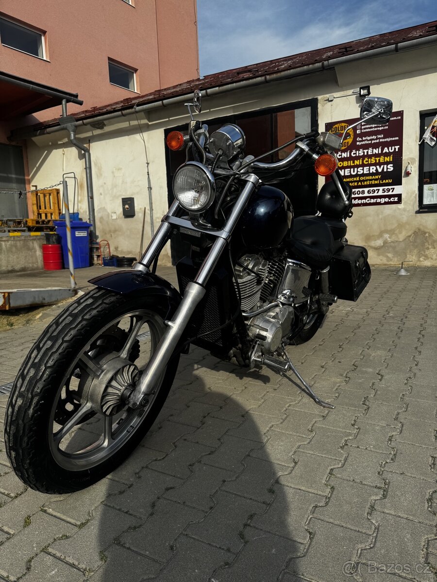 Honda Shadow VT 1100