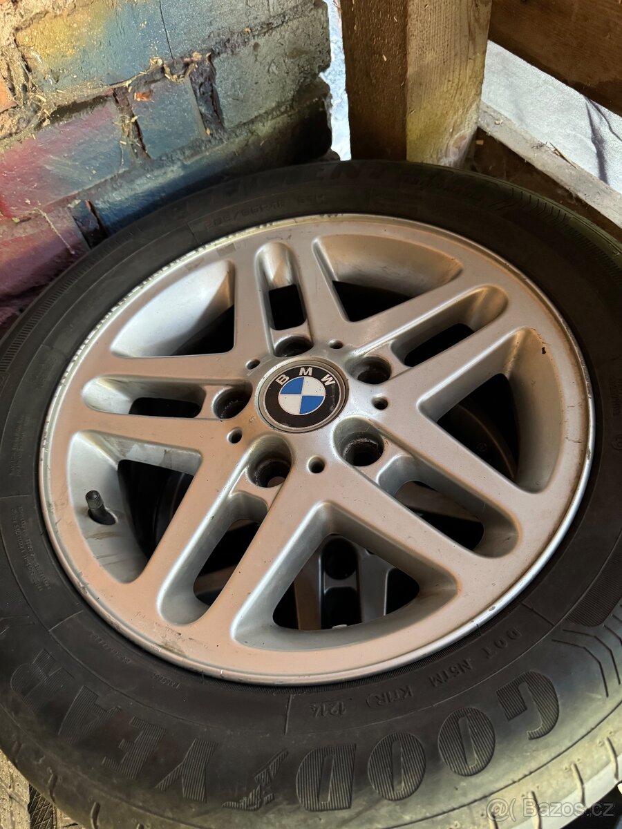 Prodám ALU kola 5x120 originál Bmw is42 J6,5