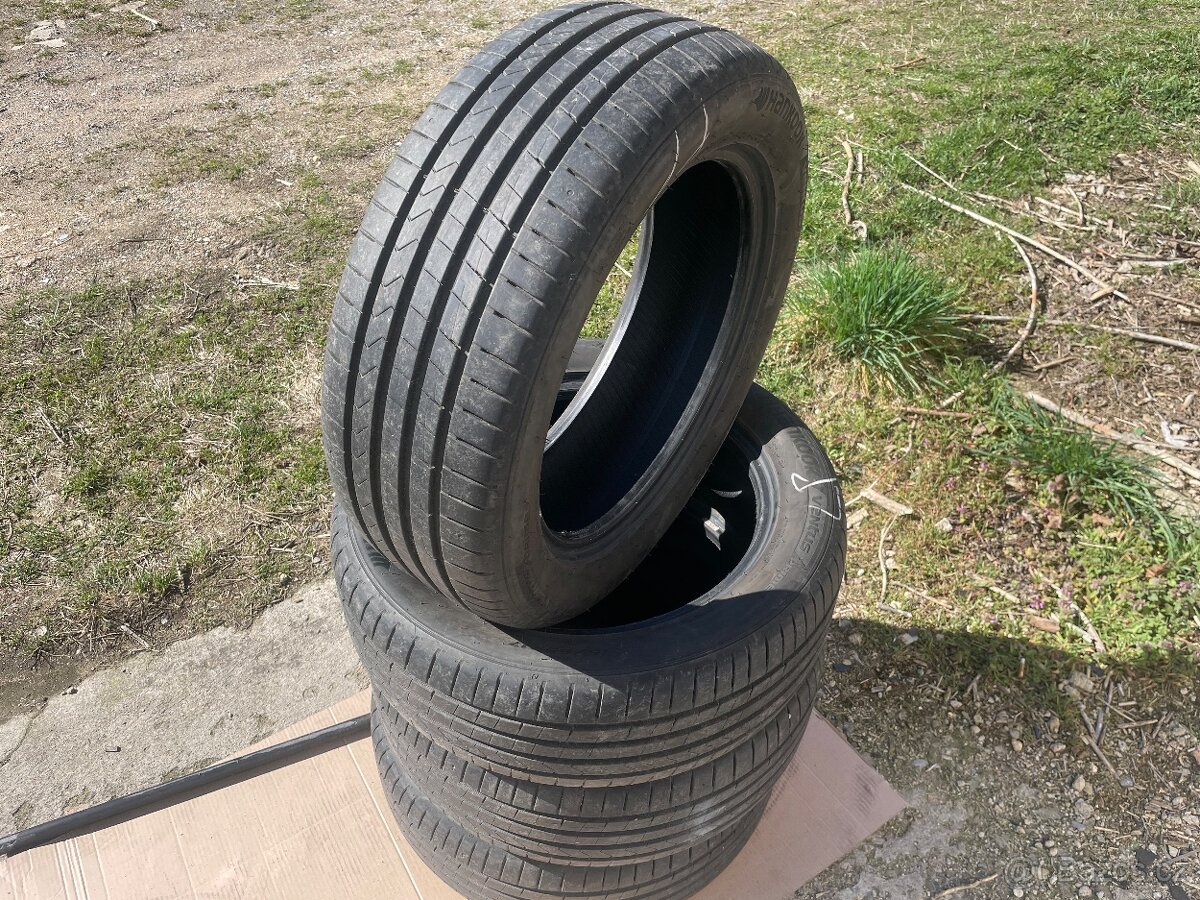 4ks. Letní pneu 215/55/17.zn. Hankook.