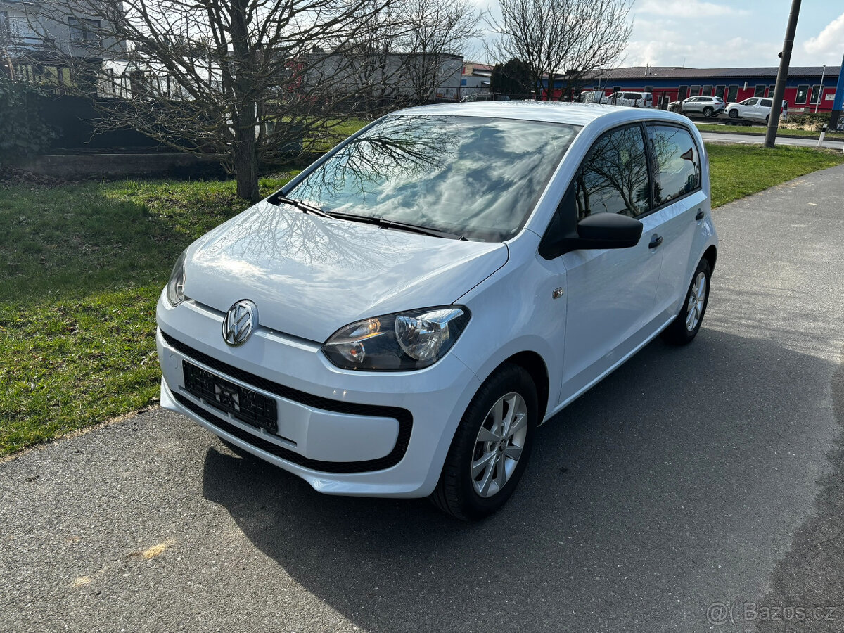 Volkswagen up 1.0i 44kW, RV 2013, Klima, TOP, Nová STK