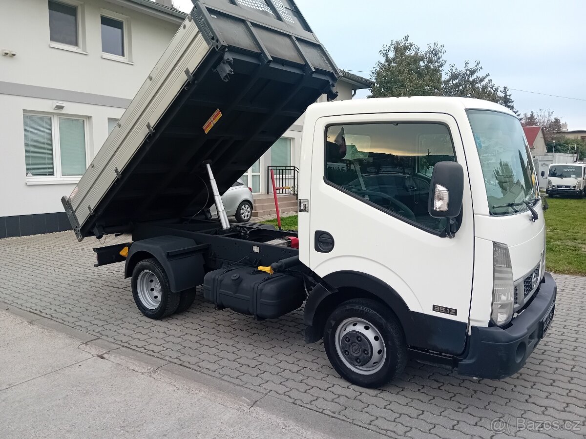 Nissan Cabstar NT400 35. 3S Kipper -trojstranný sklápeč