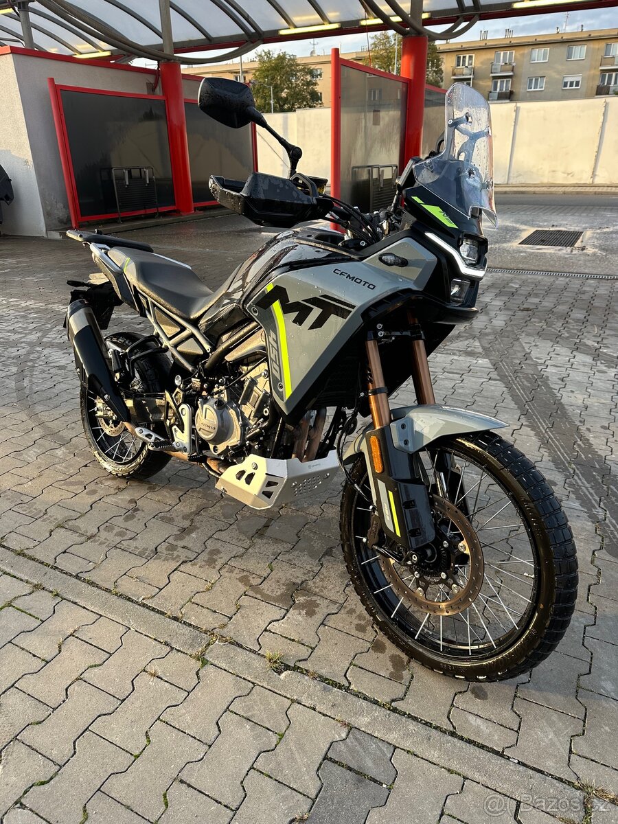 CF MOTO 450 MT