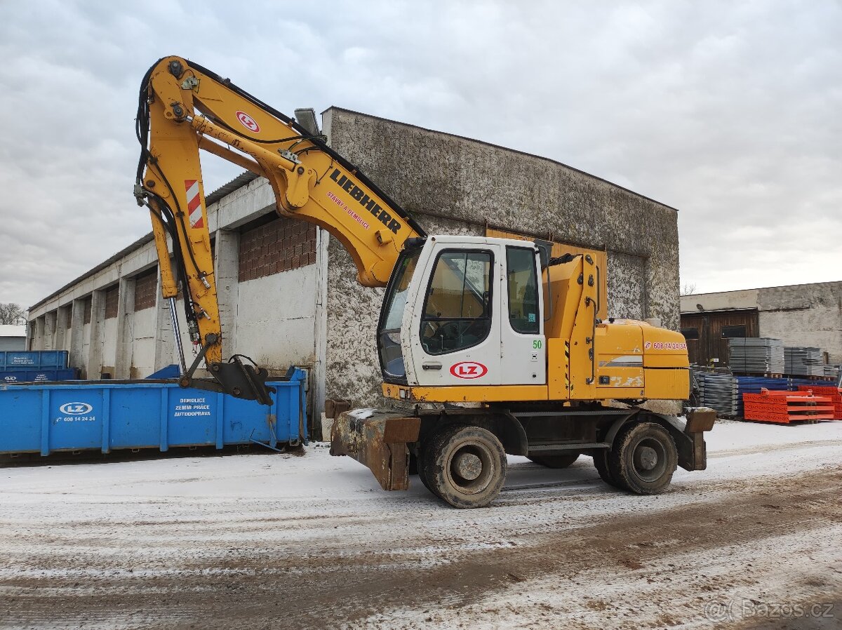 Bagr Liebherr A316