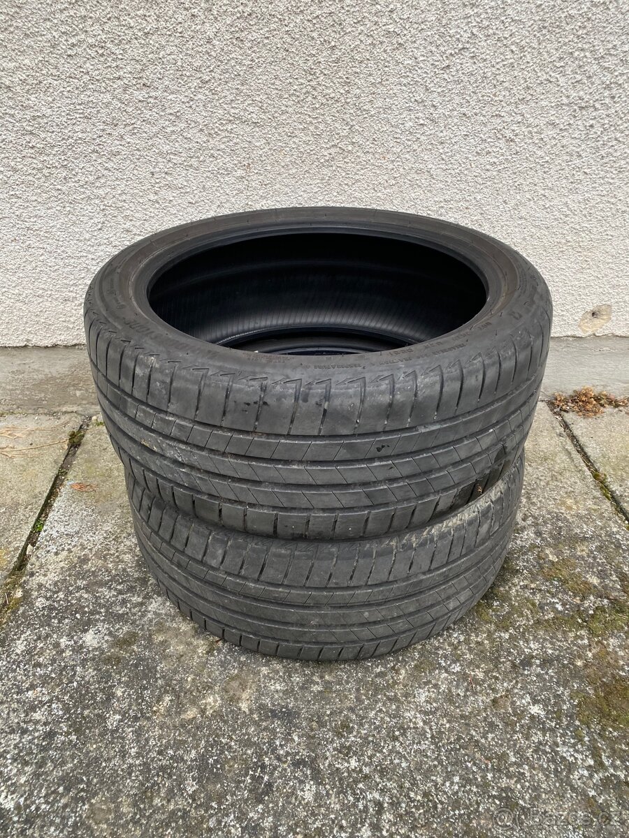 Letní pneu 225/40R18 Bridgestone dvě pneu