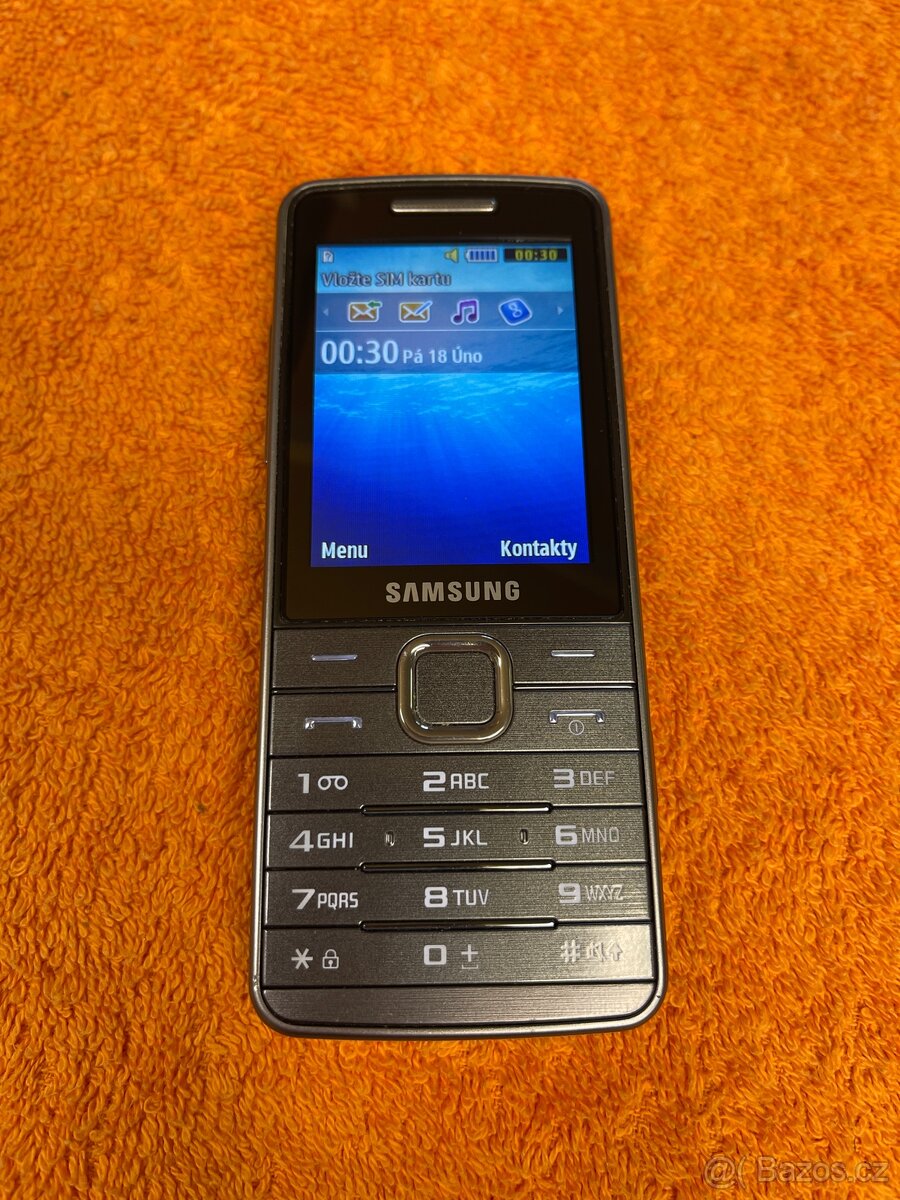 Samsung S5610 v super stavu