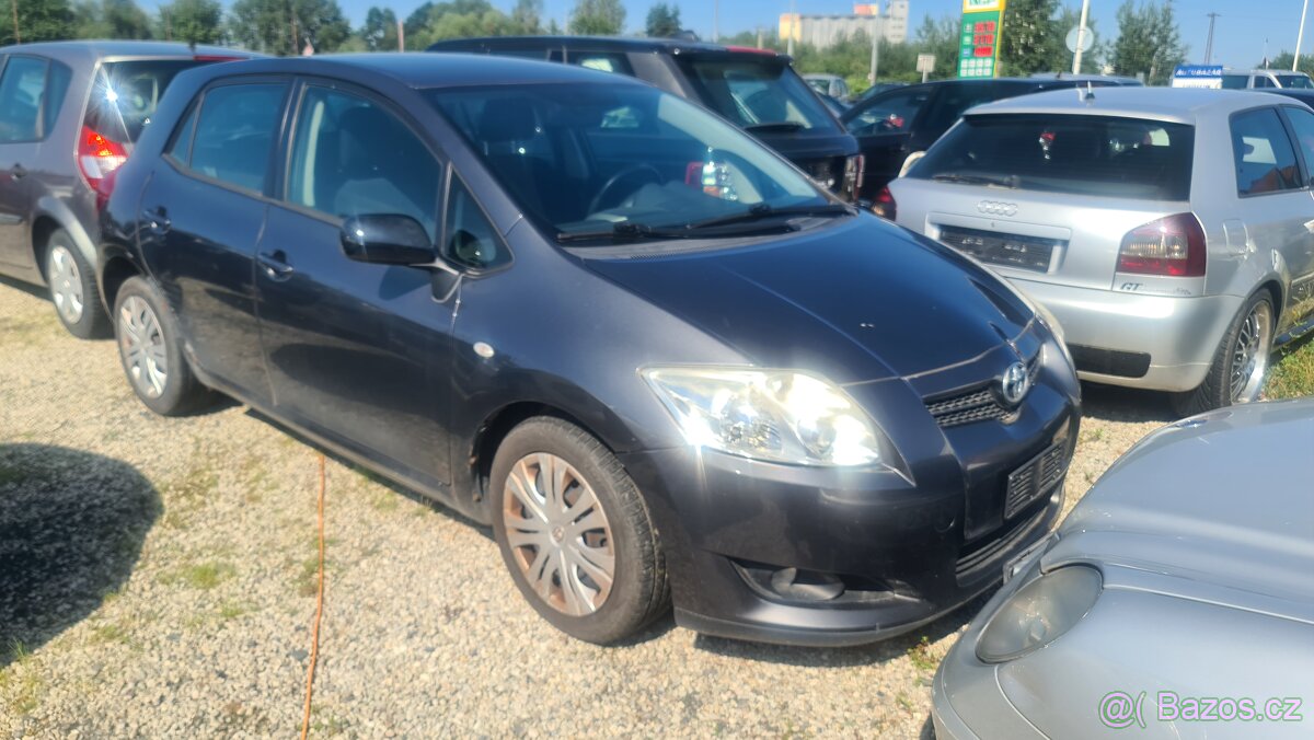 Toyota Auris 1,4D 66 kw..12/2008..