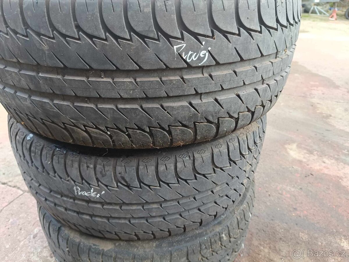 Kleber  dynaxer 215/55 R16