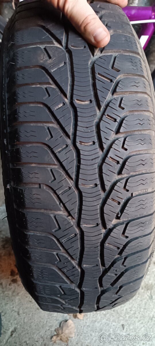 Zimní pneu 175/65 R14 Kleber