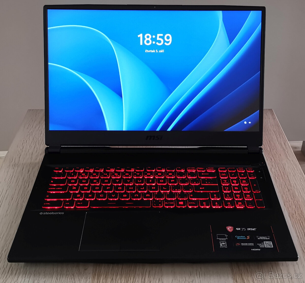 Herní notebook MSI GL75 9SE•17,3"•16GB DDR4•RTX 2060 6GB