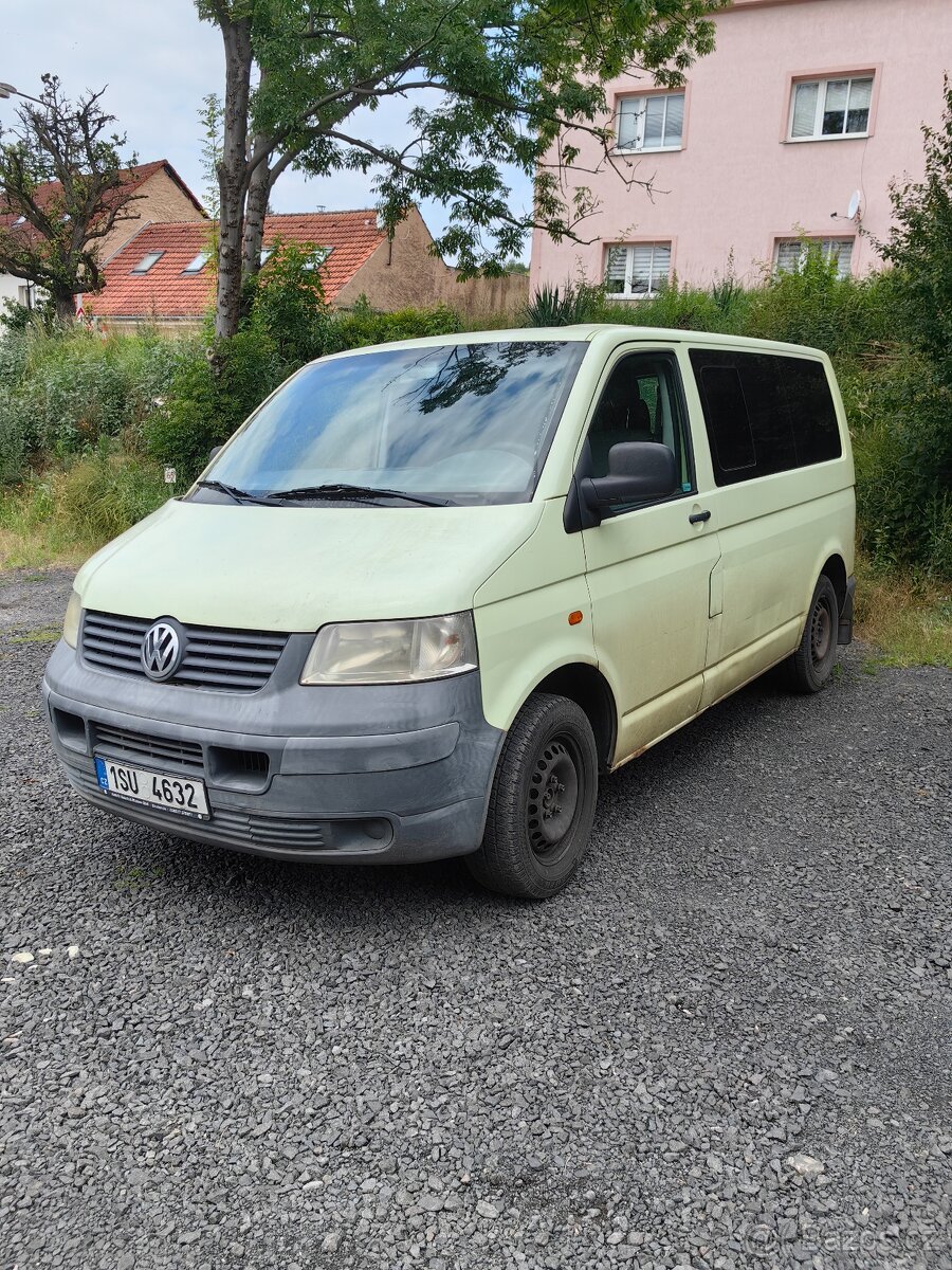 Volkswagen Transporter T5 2.5 TDI 96 kw