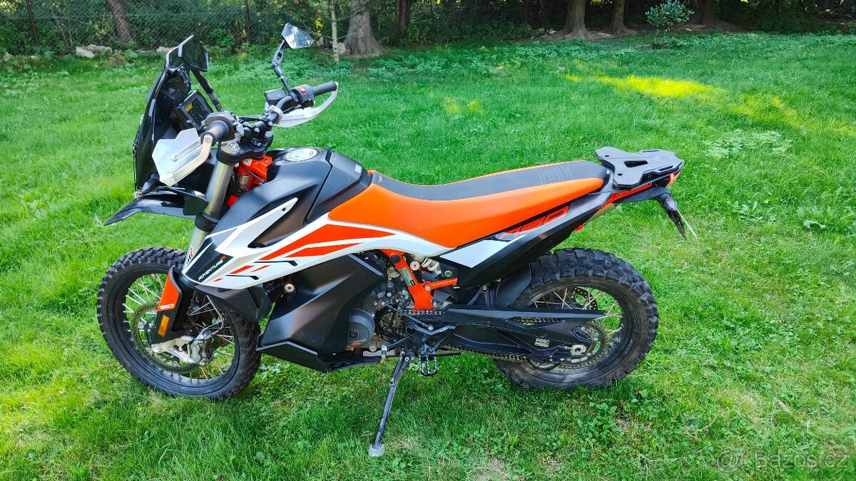 KTM 790 Adventure R 2020 po GO motoru