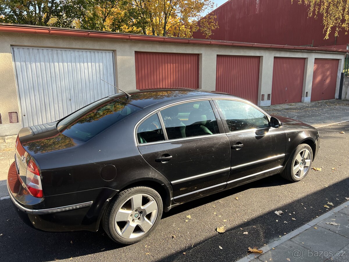 Škoda Superb 2,8 elegance tiptronic