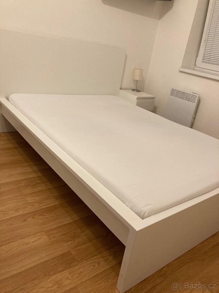 Postel Malm 140cm Ikea