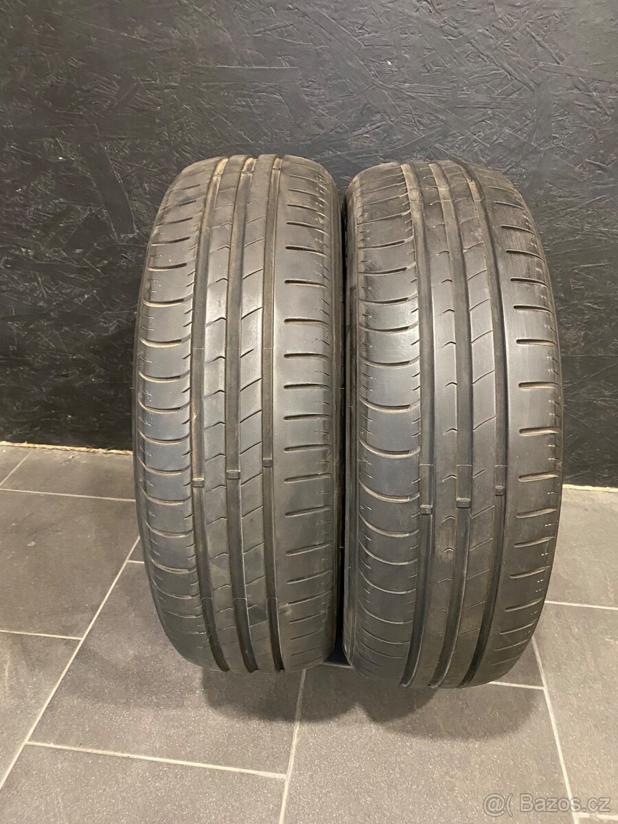 2 ks pneu Hankook 175/65/15 84T