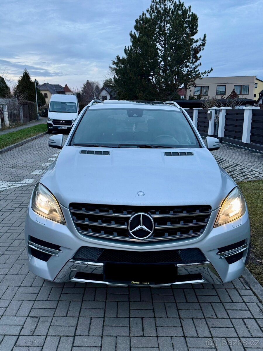 Mercedes ML 350 cdi. na pružinách