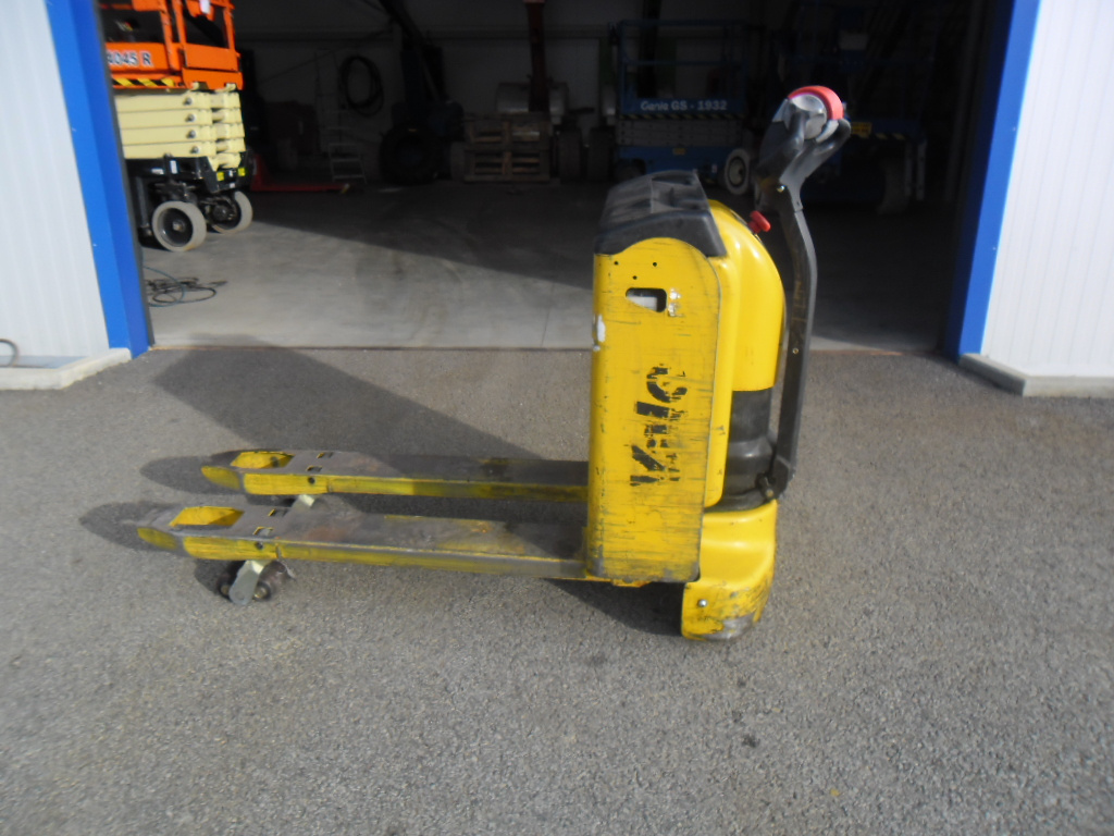 Paletový vozík YALE MP18 Electric Pallet Truck