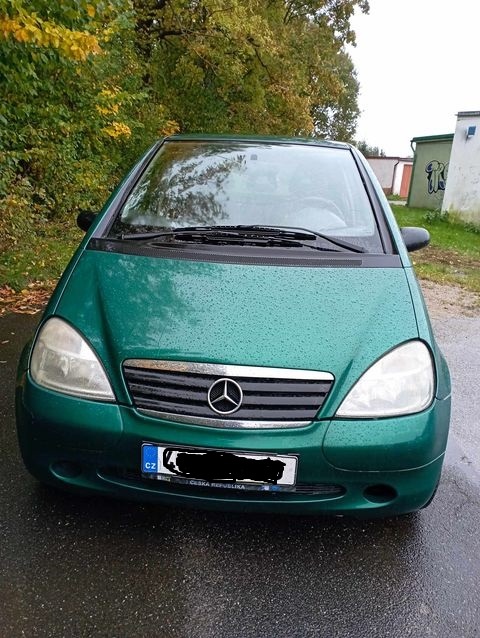 Mercedes  A 1.4      pojizdne    cen 6500 kč