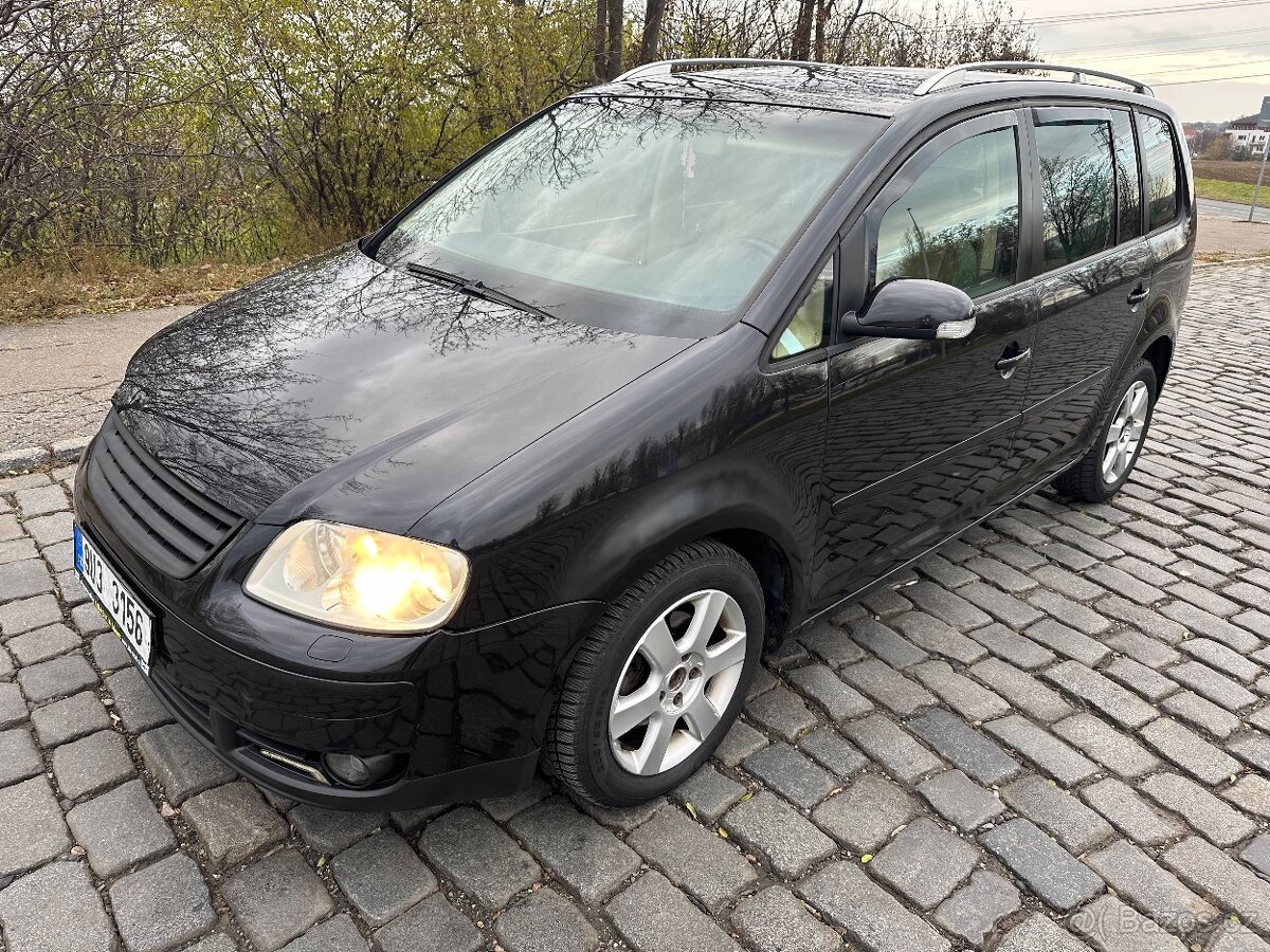 VW Tourat 2.0 tdi 103 kwt BKD