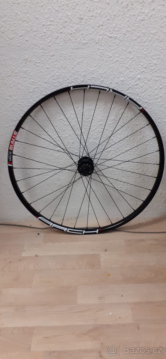 Nové přední zapletné MTB kolo 29" Tubeless Ready