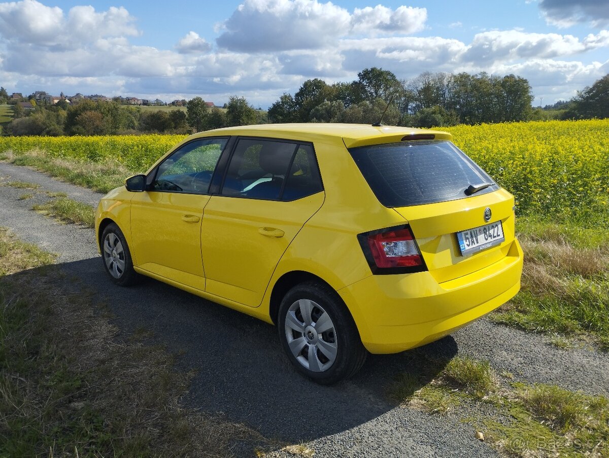 Škoda Fabia 1.2 TSI Yellow