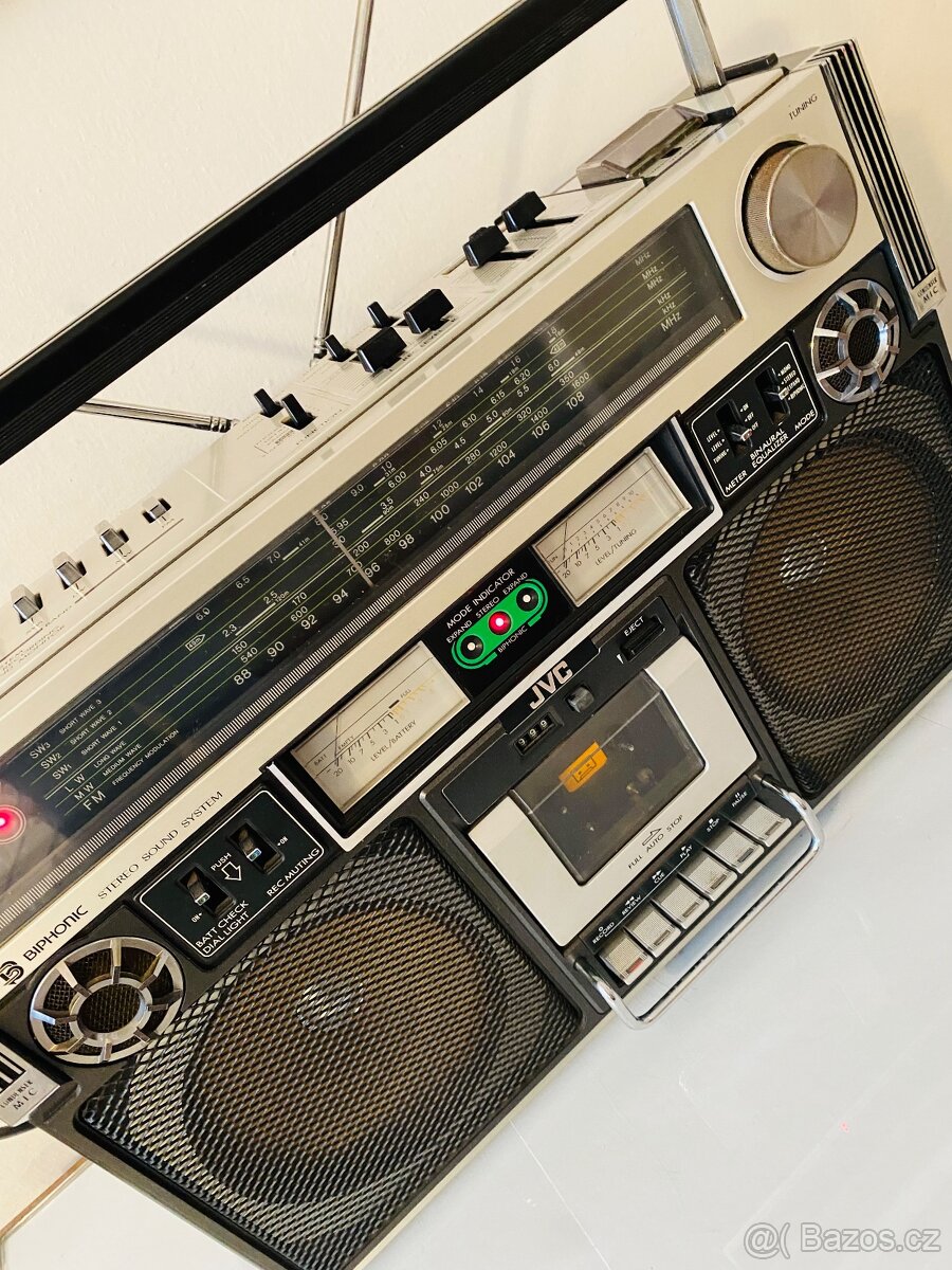 Radiomagnetofon/boombox JVC RC 838L, rok 1979