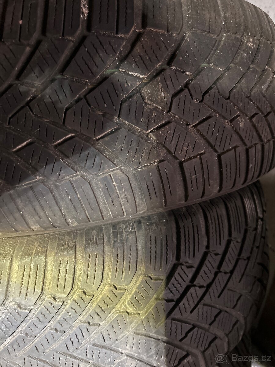 Prodam pneu zimni continental ts 850 205/55r16