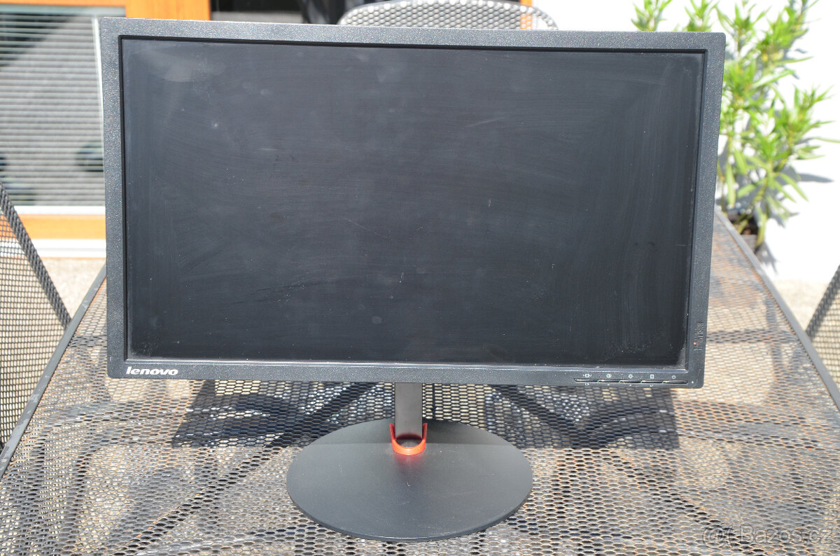 Lenovo T2424p - LED monitor 24