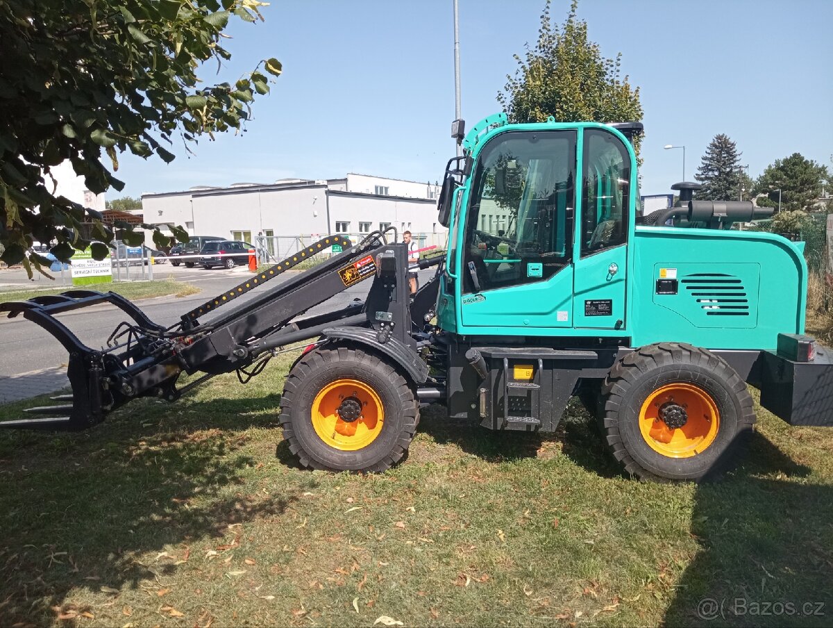 teleskop, kloubák, kloubový nakladač,