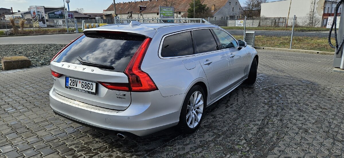 VOLVO V90 D4 140KW r.v.2019