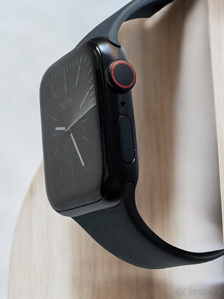 Apple watch 9 41 GPS + LTE ( cellular )inkoustově černá