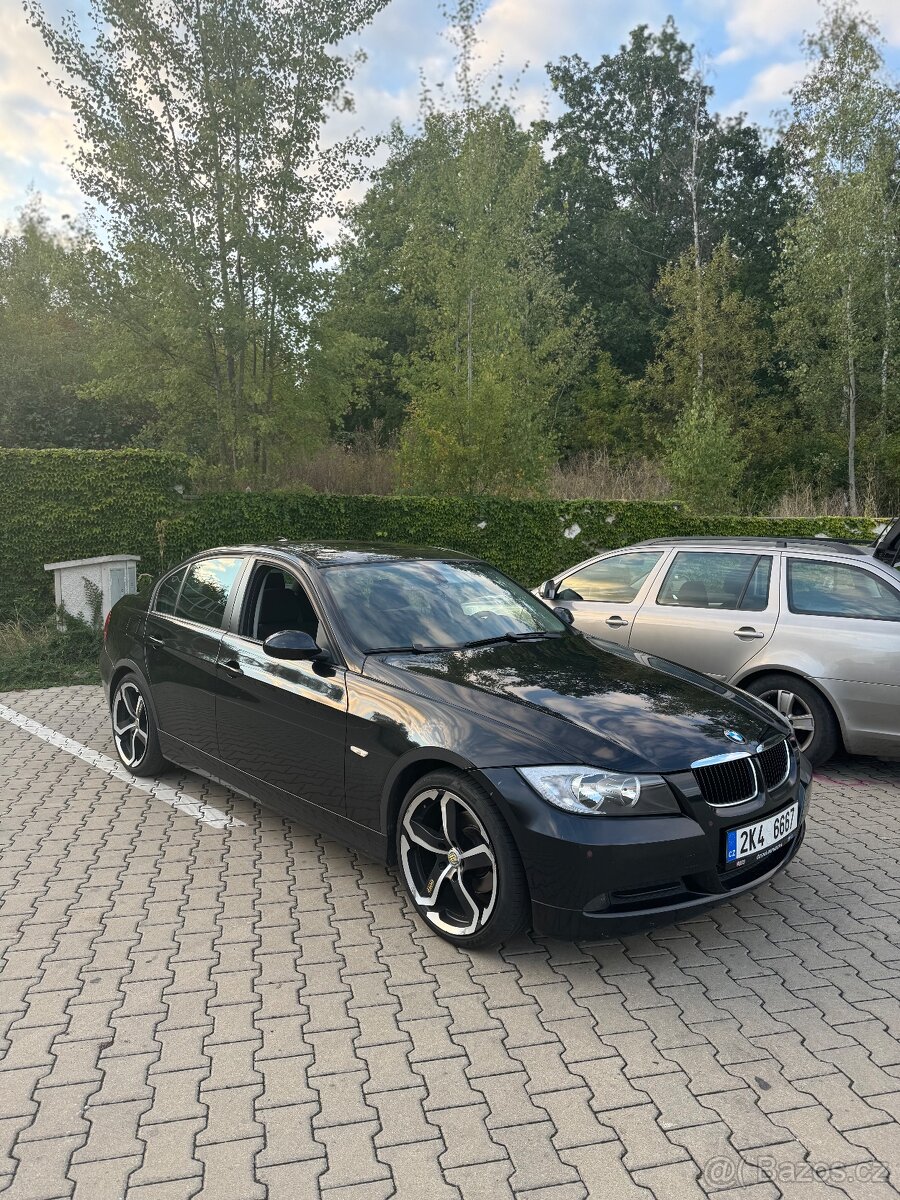 BMW 318i e90, 105kw