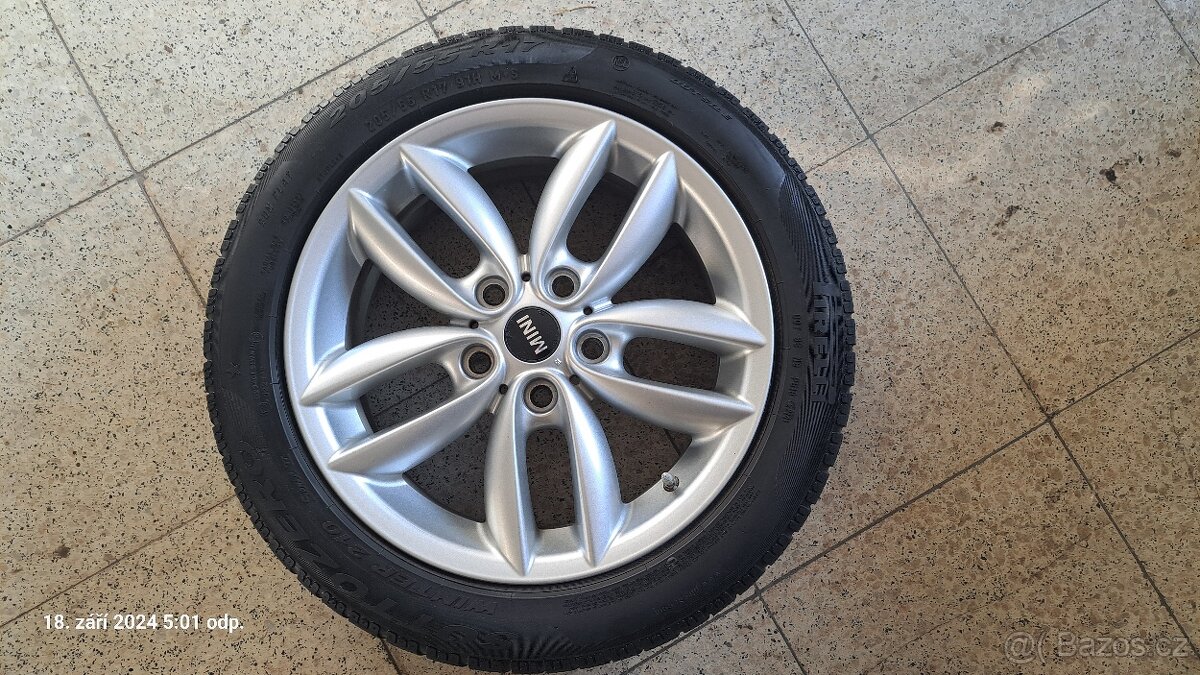 ALU sada 17“, orig. Mini Countryman.