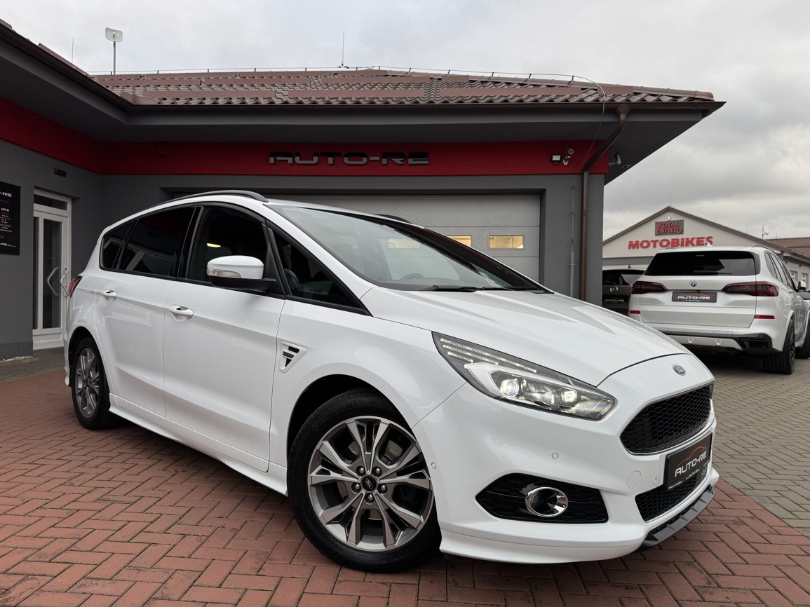 Ford S-Max 2.0TDCi ST-Line Full LED Navi Alcantara Parkování