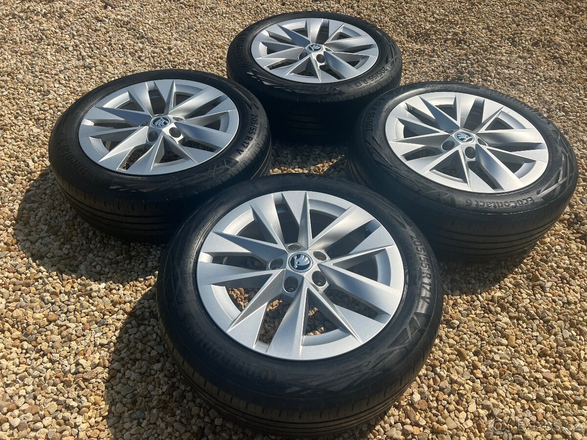 Originální letní sada Škoda 205/55R17, Continental 4,5mm